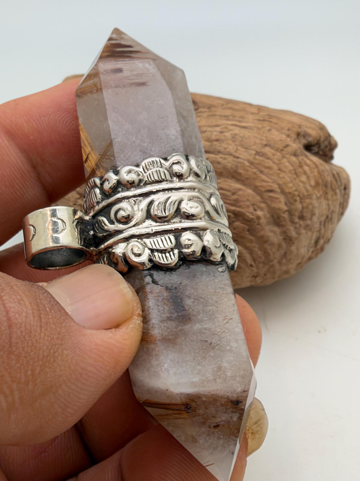 Natural rutilated quartz pendant, set with labradorite, healing stone