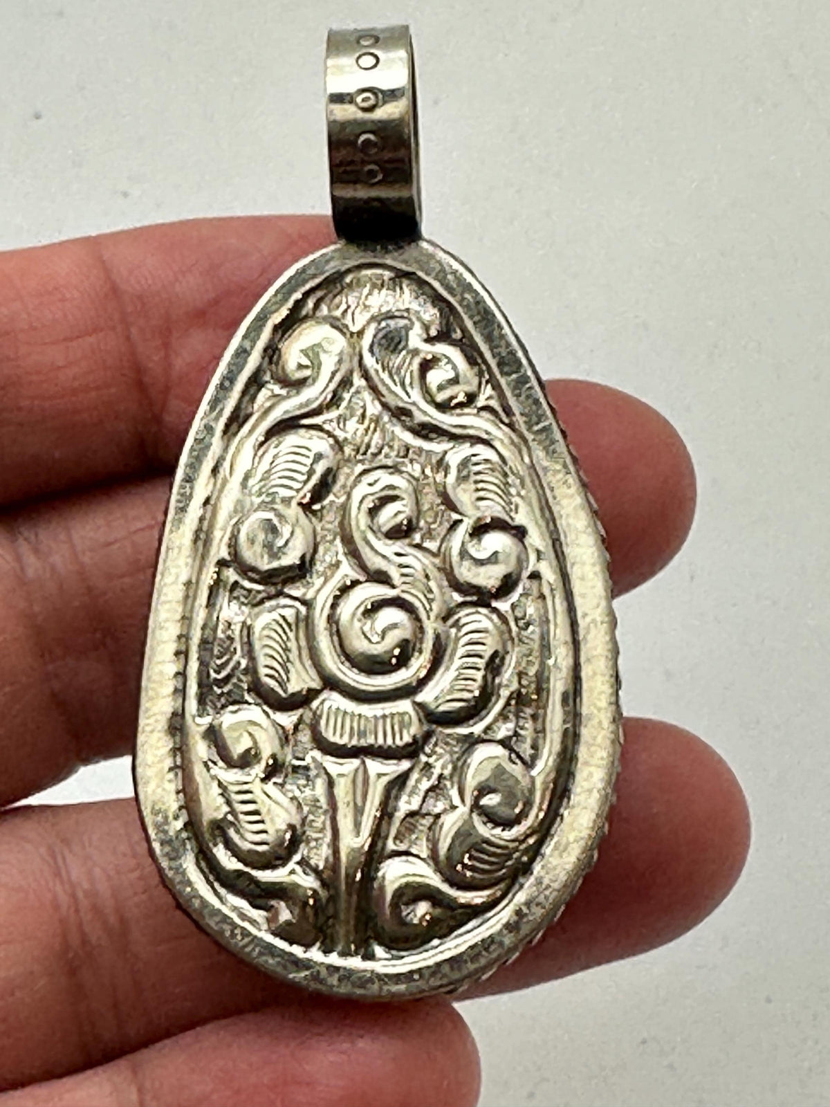Tiger eye carved Kwan yin, Quan yin Buddha pendant, handcrafted, tibetan silver, amulet Bodhisattva,,55X30mm