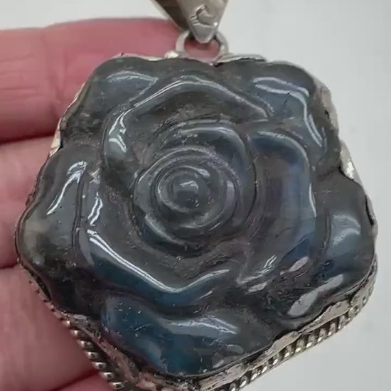 Rose pendant, labradorite carved,handcrafted,Tibetan silver,32.7X52.3mm and weighs about 33gm
