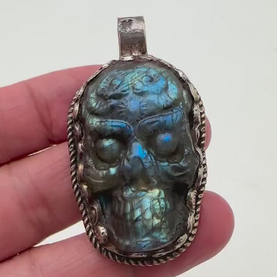 Labradorite carved skull pendant, handcrafted, Tibetan silver, ethnic style,Himalayan, Nepalese