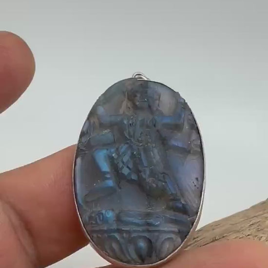Kali pendant, master handcrafted labradorite with sterling silver, from nepal one of the kind