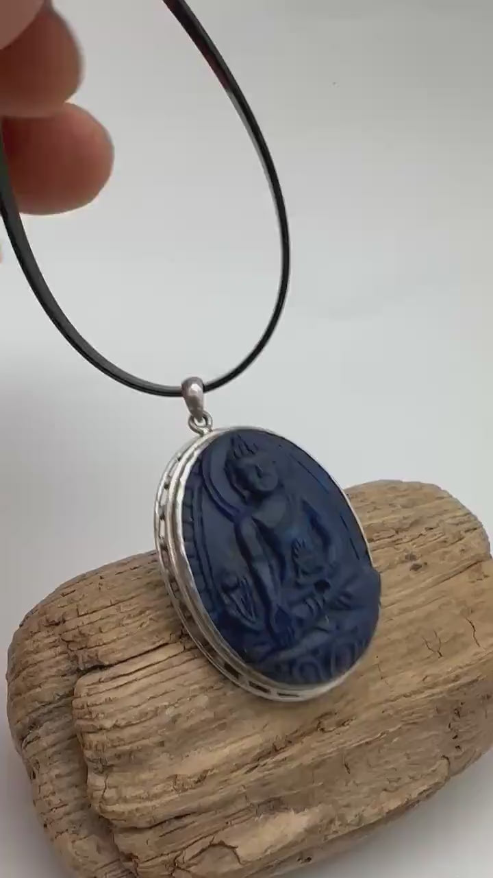 Medicine Buddha, untreated natural lapis lazily with 925 sterling silver, master handcrafted from nepal