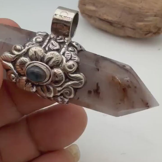 Natural rutilated quartz pendant, set with labradorite, healing stone