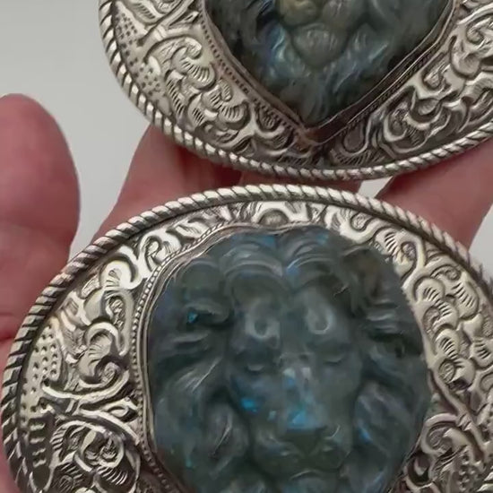 Large belt buckle, labradorite carved lion, handcrafted,Tibetan silver, symbol of strength, courage, leadership, and Protection,79mmX59mm