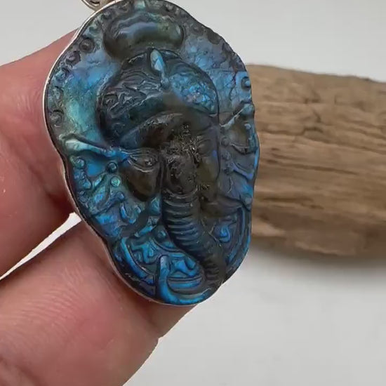 Ganesh pendant, aaa quality labradorite, sterling silver,