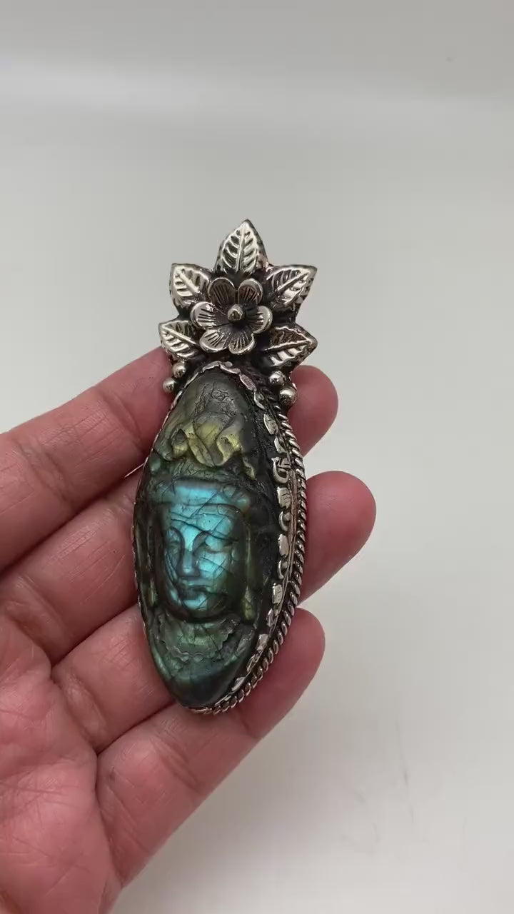 Handcrafted Labradorite Kwan Yin Pendant: Tibetan Silver Flower